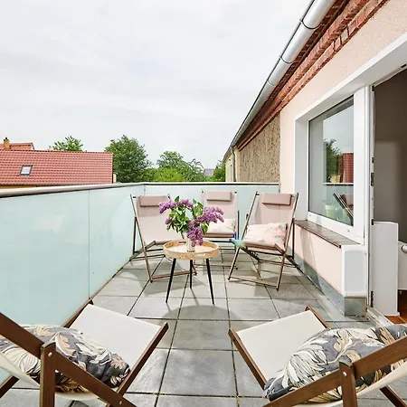 Bei Meyers Im Leipziger Neuseenland Böhlen